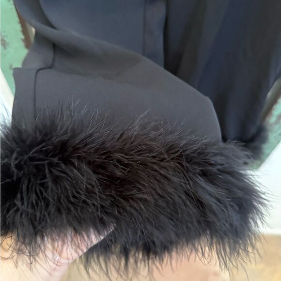 WAY Feather Detail Pants Size Medium NWT - Picture 7 of 9